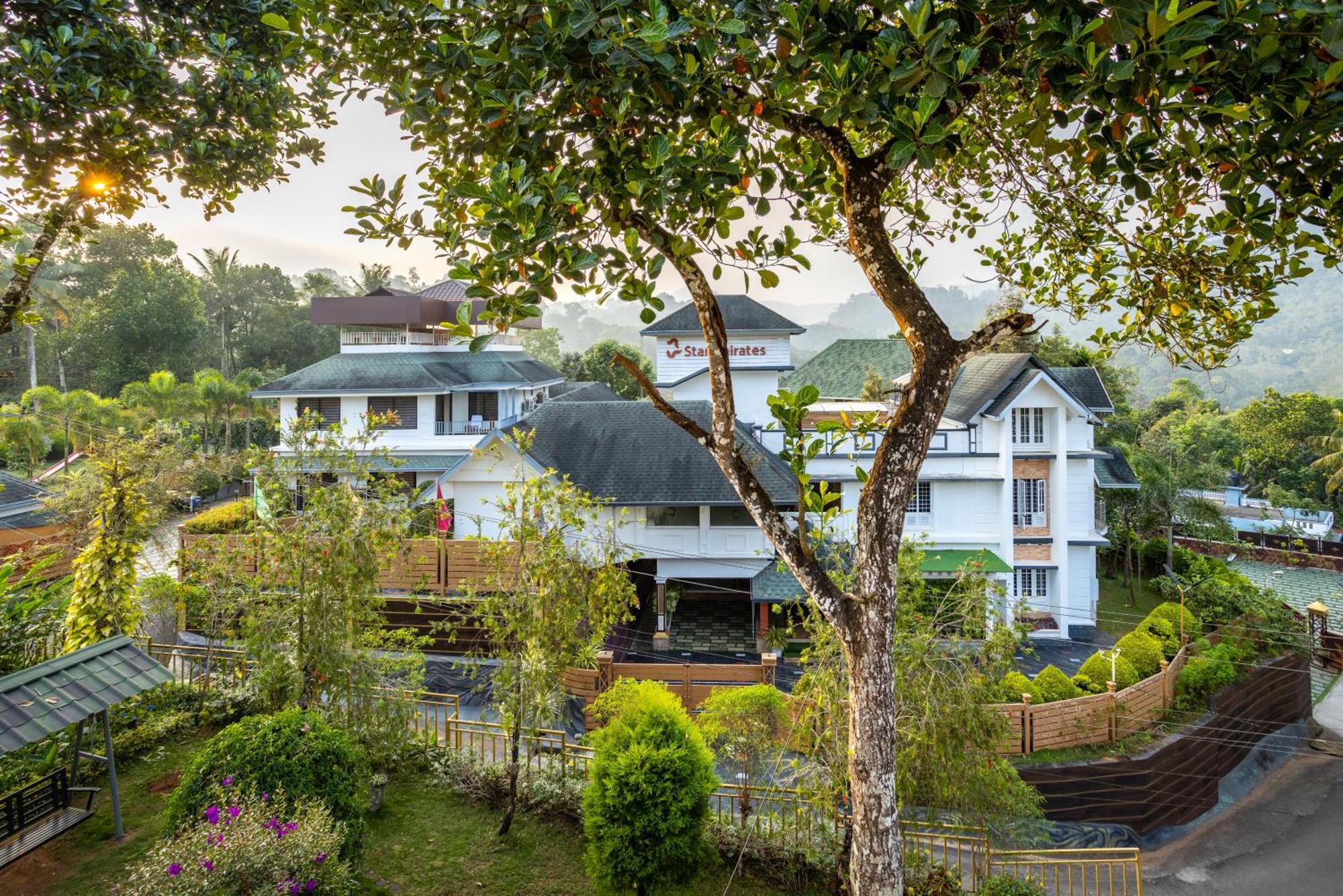 Star Emirates Luxury Resort And Spa, Munnar Anachal Zewnętrze zdjęcie