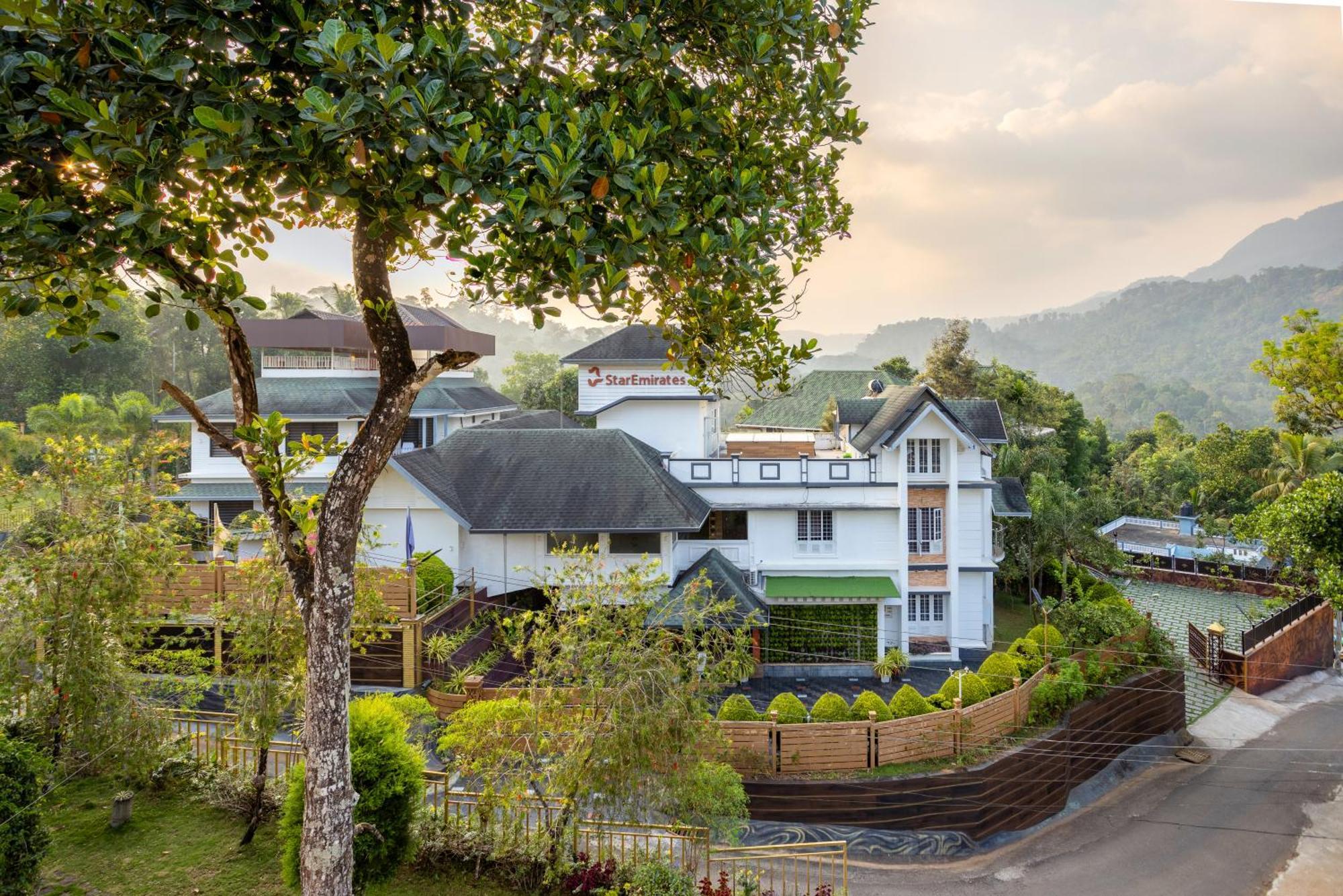 Star Emirates Luxury Resort And Spa, Munnar Anachal Zewnętrze zdjęcie