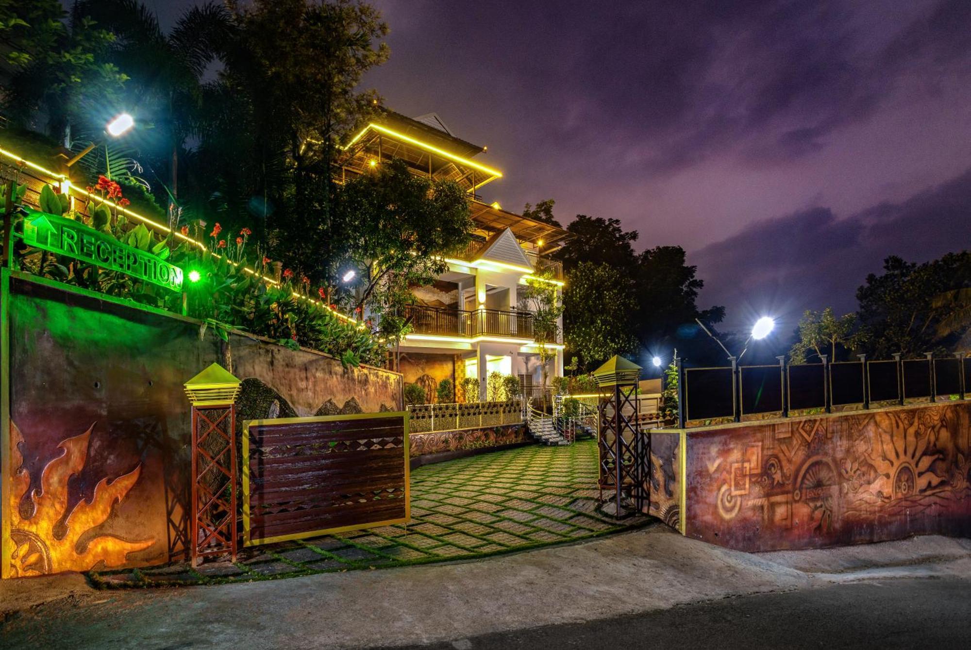 Star Emirates Luxury Resort And Spa, Munnar Anachal Zewnętrze zdjęcie